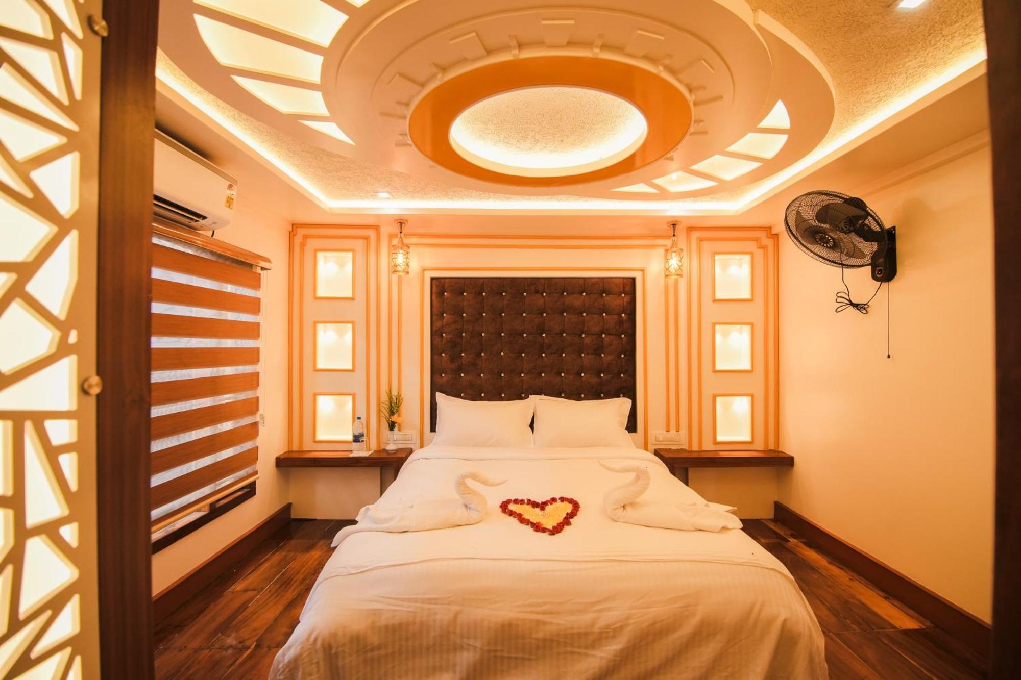 Kera Houseboats Alleppey Alappuzha 외부 사진